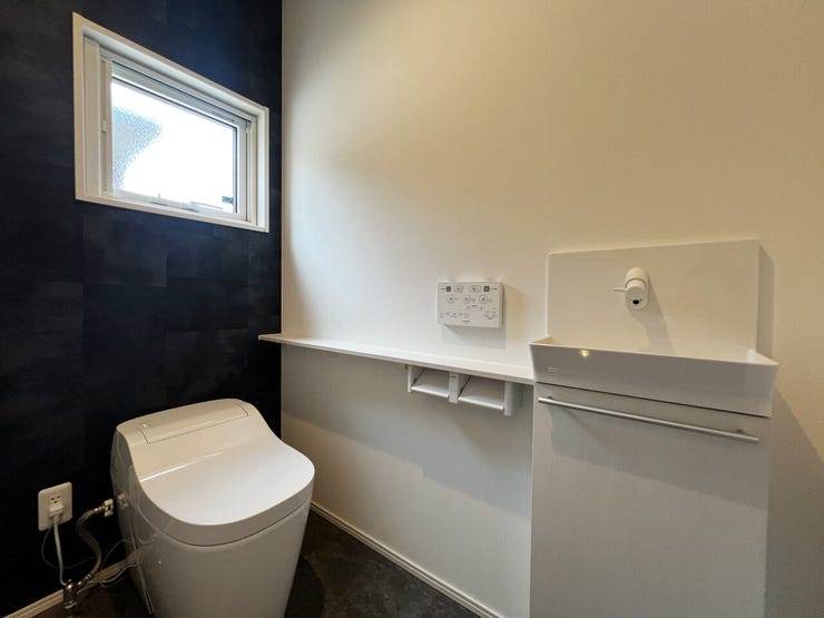 室内(2026年7月)撮影
◎本日案内可能◎
手洗い場付きのトイレは使用後すぐに手を洗えて衛生的です◎