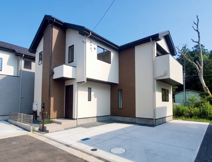 【Exterior】落ち着きのあるシンプルな外観で、長く愛せる住まいに仕上がっています。
