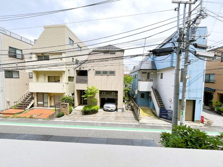 住戸からの眺望です。陽当り、通風良好です。