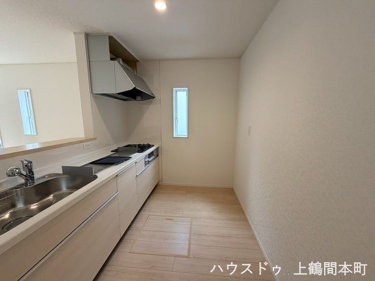 清潔感のある明るい空間で、気持ちよくお料理ができます