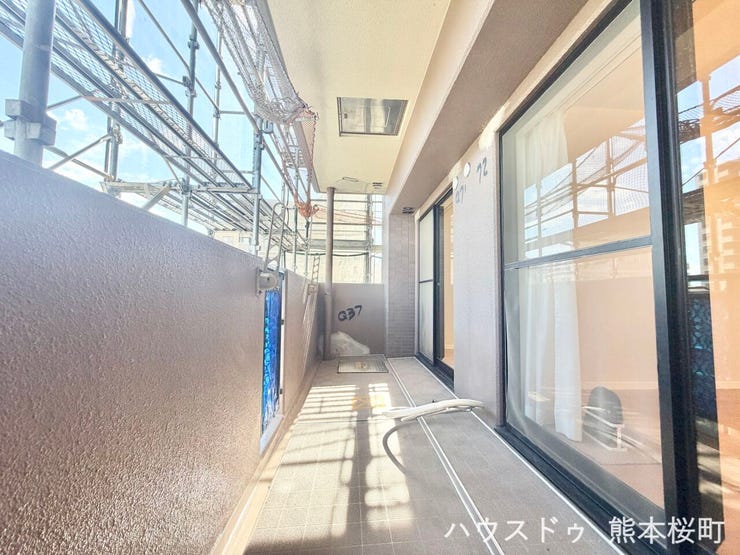 ■空の下の開放的な特等席■日光浴や読書、外の空気を感じながらリフレッシュ。暮らしを豊かにする、もう一つの心地よい空間です。