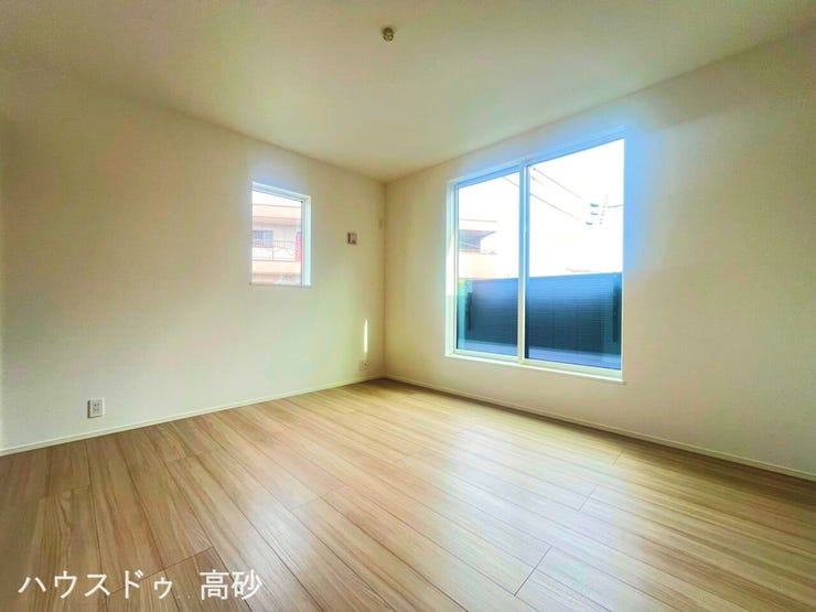 二面採光で日当たり・通風良好です♪全部屋洋室でインテリア自由度が高く、掃除がしやすいのも嬉しいポイントです◎(撮影日:2026.6.9)