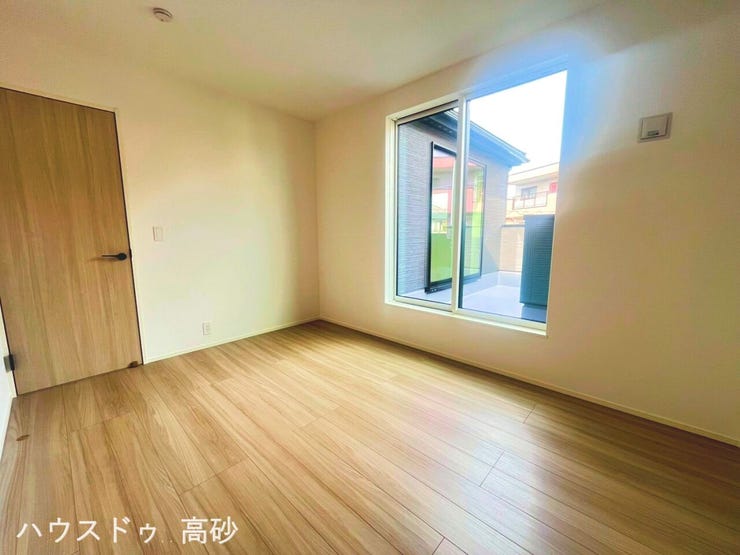 明るく使いやすい洋室で、お子さまの成長を見守れます(撮影日:2026.6.9)