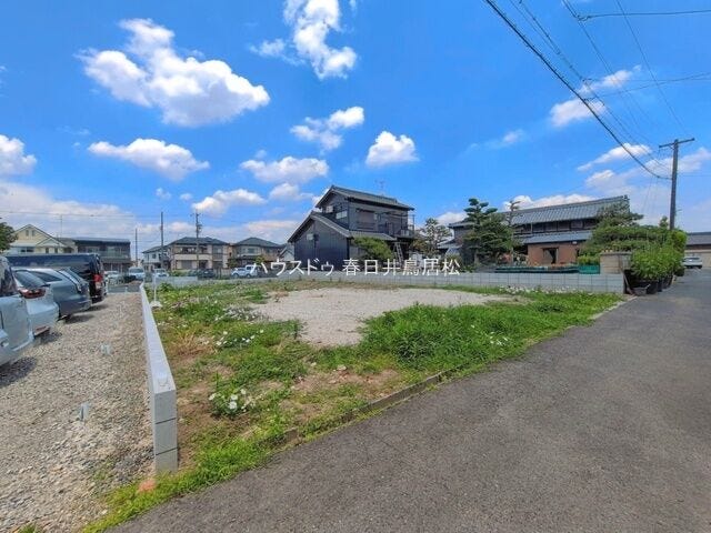 【外観】
◇外観写真◇
上田楽町にあるお土地です。建築条件なしでお好きなハウスメーカーや工務店などでご建築していただけます♪間口は12m以上あり広々♪南向き道路につき陽当たりも良好です♪