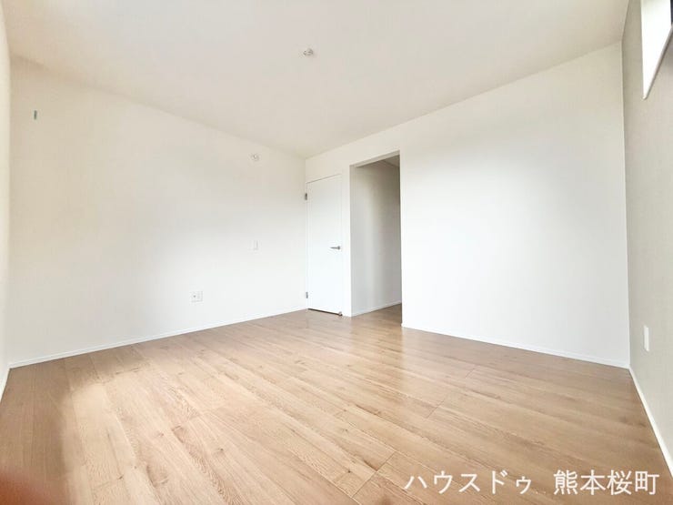 ■2階7.0帖洋室■心からリラックスできる静けさ、上質な眠りで、毎日をリセットします。明日への活力を養う空間です。