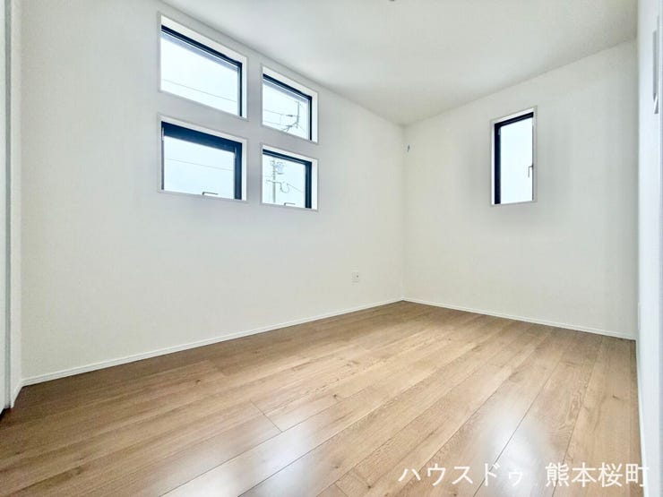 ■2階5.0帖洋室■寝室、書斎、趣味の部屋。家族の成長やライフスタイルに合わせ、様々な使い方ができる快適な空間です。