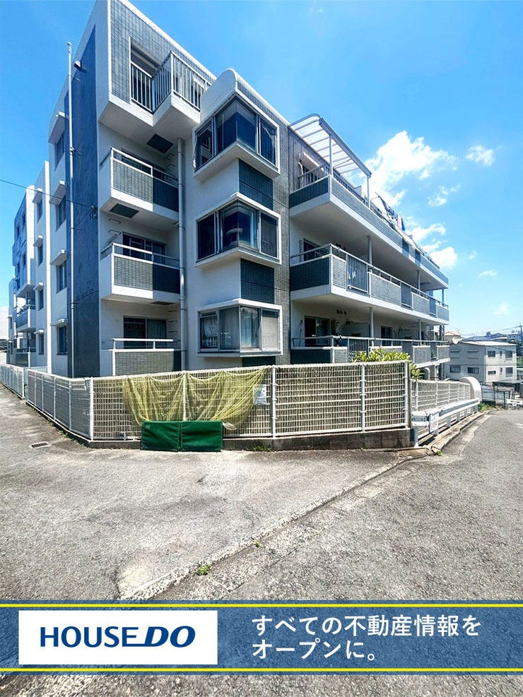 【外観】
【南面バルコニー】モニター付きインターホン♪南面バルコニー♪小学校・スーパーまで徒歩10分圏内♪