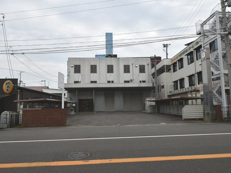 外観を南側より撮影
