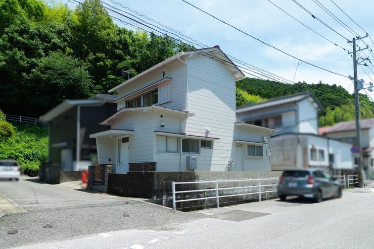 【外観】
●十津小学校校区
●2025年5月リノベーション完成♪
●シンプルな中に洗練された印象の中古戸建
