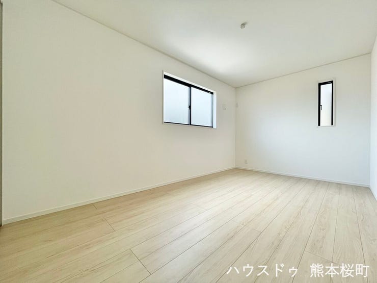 ■2階7.5帖洋室■心からリラックスできる静けさ、上質な眠りで、毎日をリセットします。明日への活力を養う空間です。