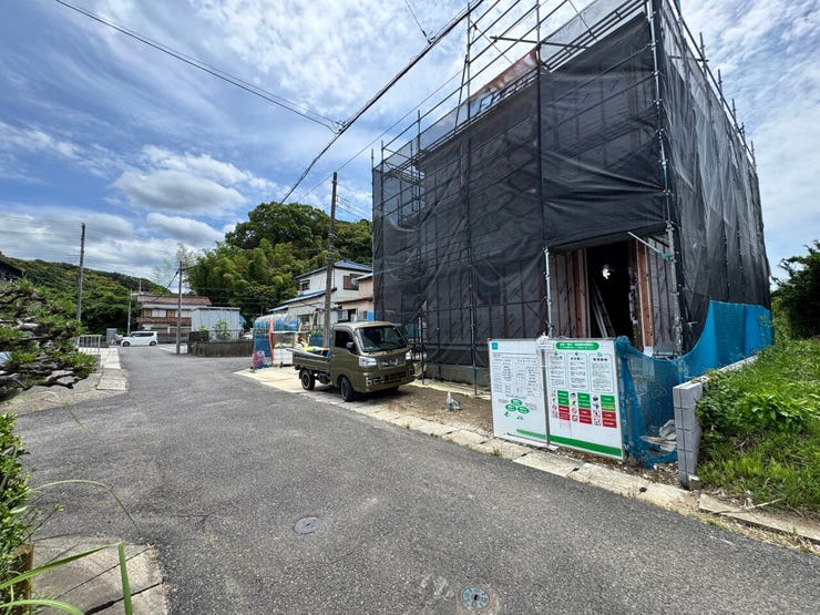 写真:前面道路市道約4.4M
6月11日撮影♪