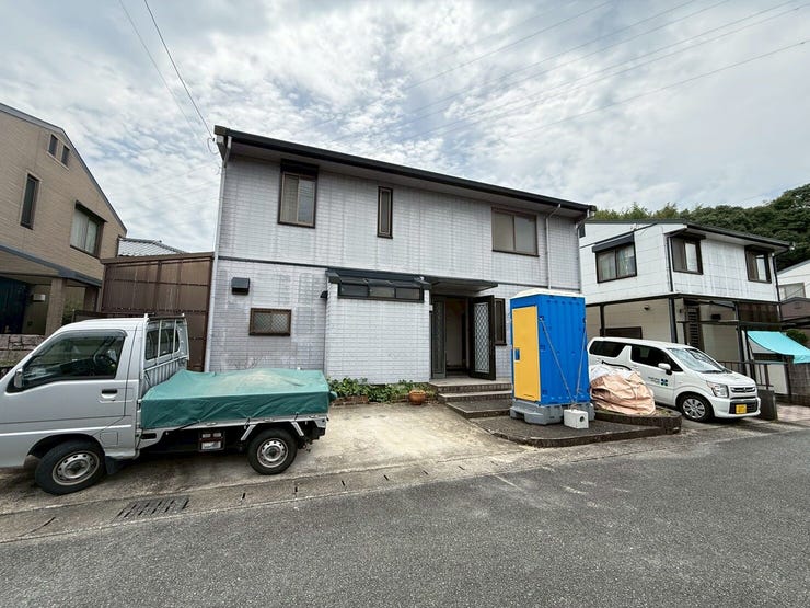 【外観】
※リフォーム工事中です。外壁・屋根塗装に入ります♪