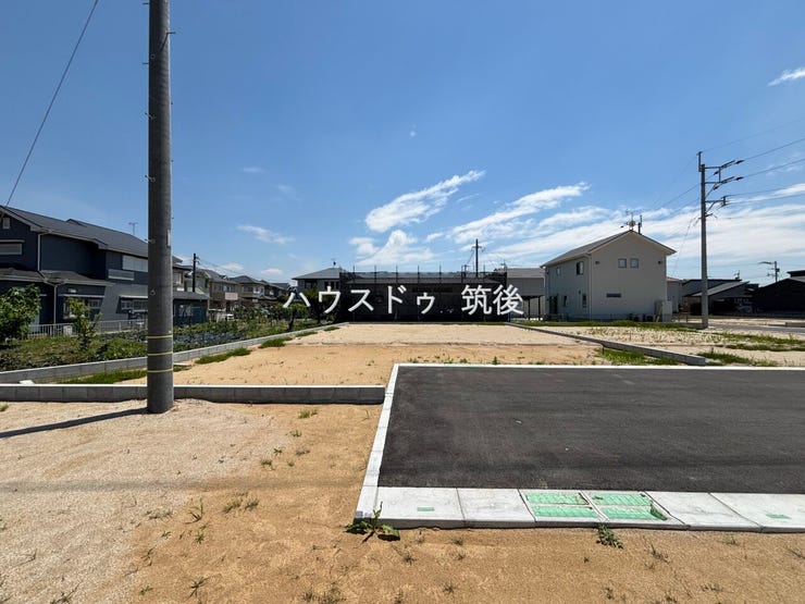 周辺には比較的新しい住宅も並んでいます♪