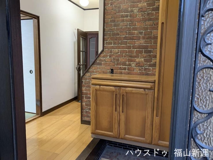 シューズロッカーもありご家族で入れるところも分けれます。