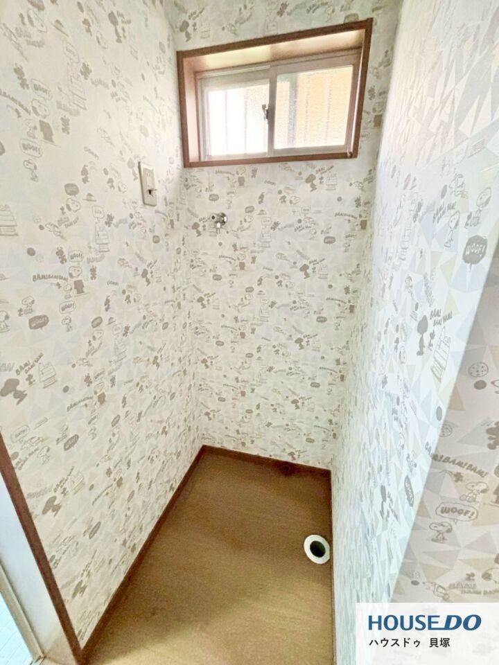 室内洗濯機置き場もあります♪