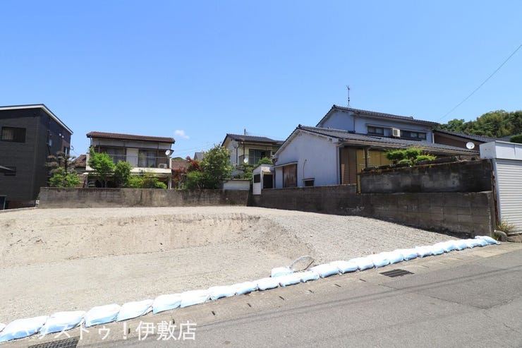 【外観写真】
・人気の城山団地内!周辺にスーパー、公園、教育施設等あり住環境良好