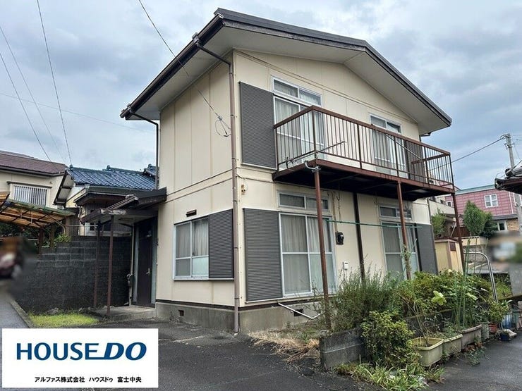 【外観】
軽量鉄骨造石綿セメント板葺2階建