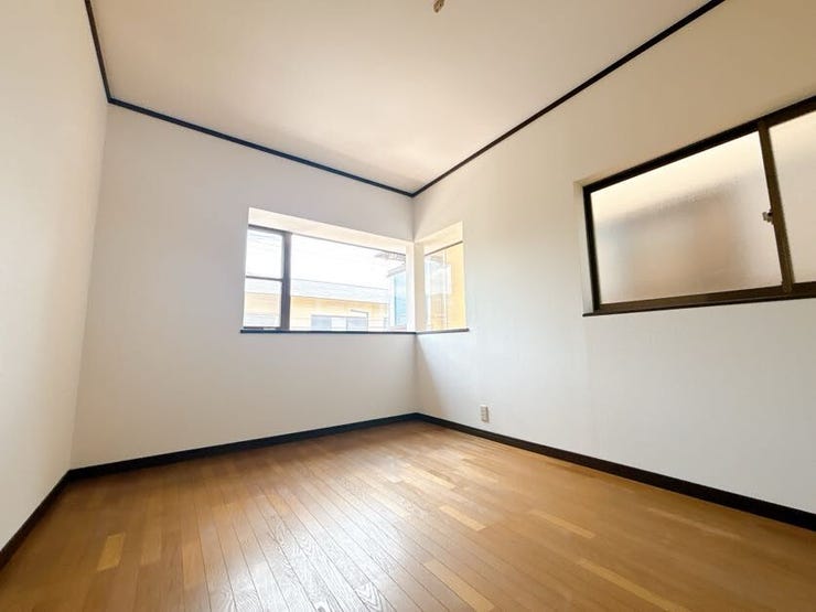 色合いに統一感のある、落ち着いた雰囲気のお部屋です。