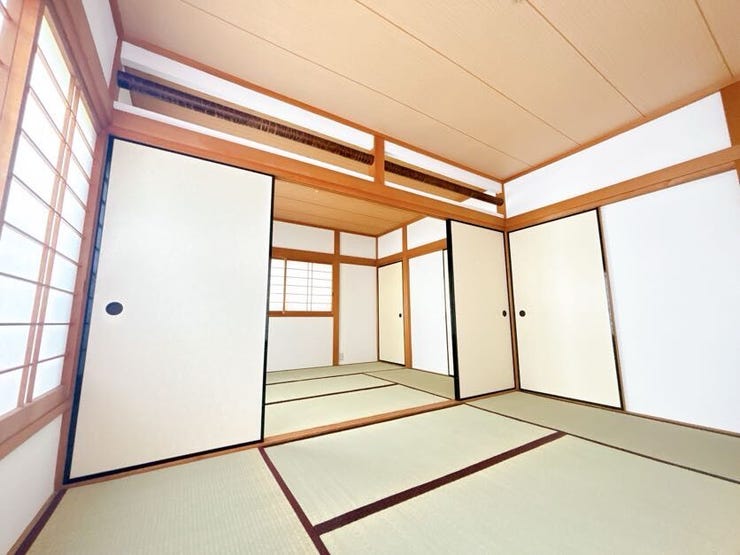 和室も日当たりが良く、明るい空間となっております。