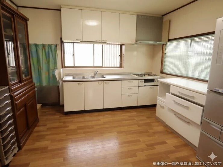 ※写真は家具消し加工をしています