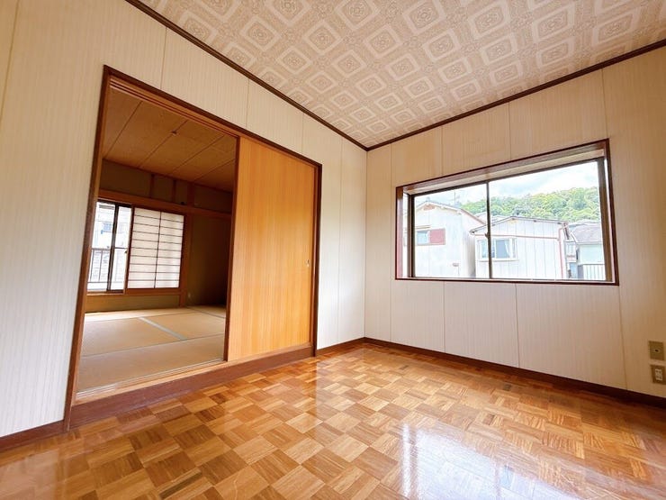 色合いに統一感のある、落ち着いた雰囲気のお部屋です。