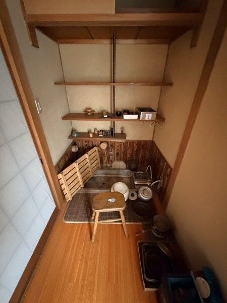 茶室仕様の和室と茶屋を備えた趣ある住まい。茶道など和の趣味を楽しみたい方におすすめです。