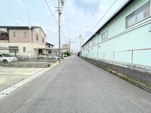 近隣の雰囲気は実際に見て、感じていただくのが一番です!
ぜひ現地を見に来てください♪お問い合わせお待ちしております。