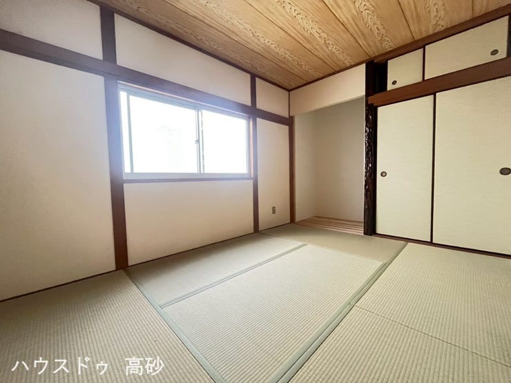 洋風にも和風にも馴染む、万能な畳空間!