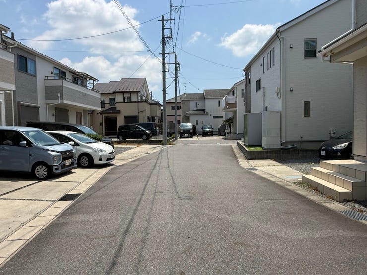 広々しているので駐車がしやすいです!