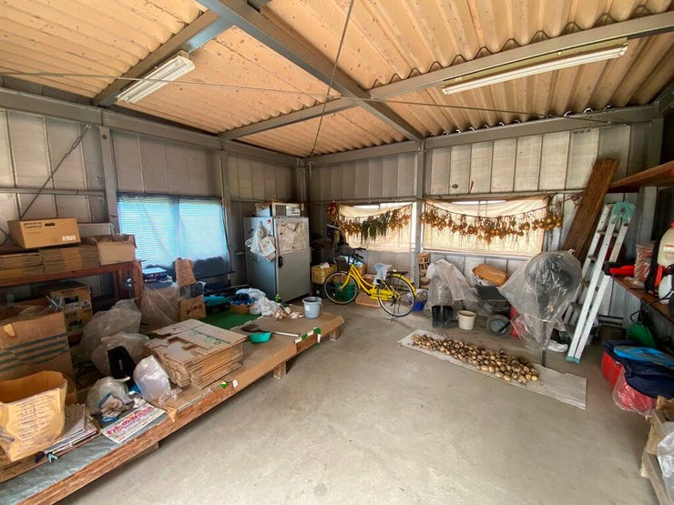 納屋(未登記)