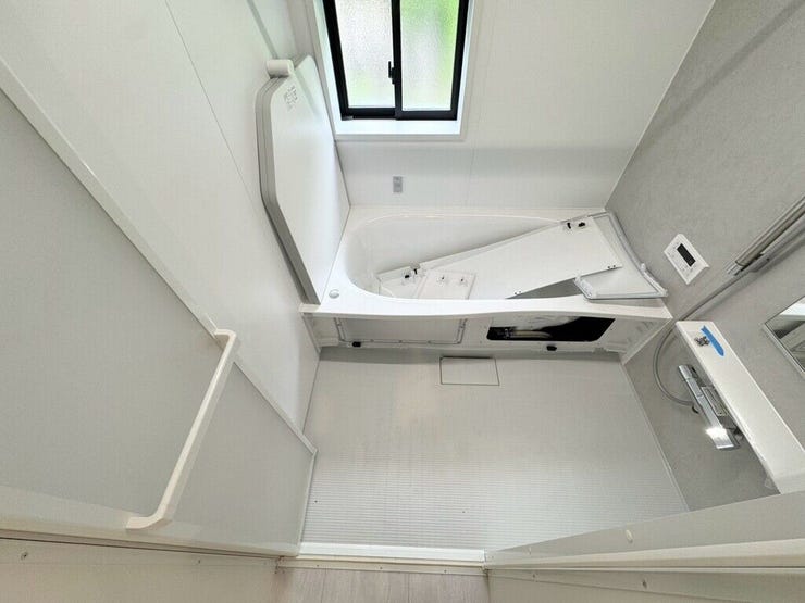 【Bathroom】リラックスできる空間で、一日の疲れを癒し、心身共にリフレッシュできます。