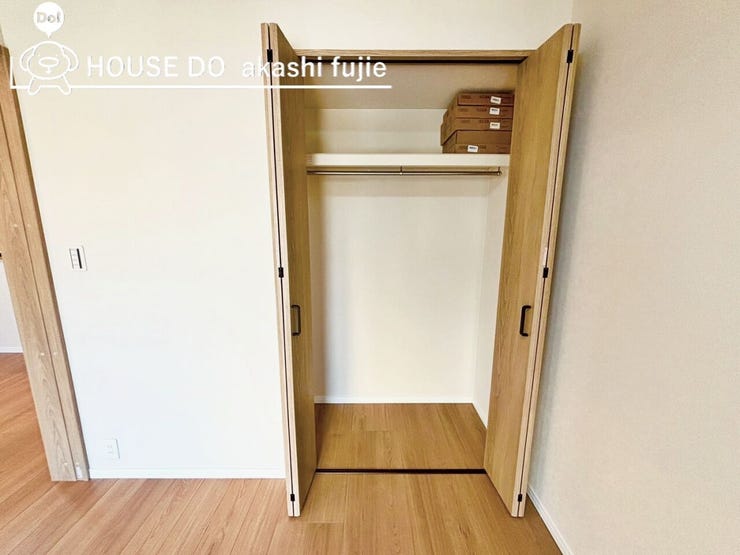CLにはお洋服や季節の物を収納していただけます