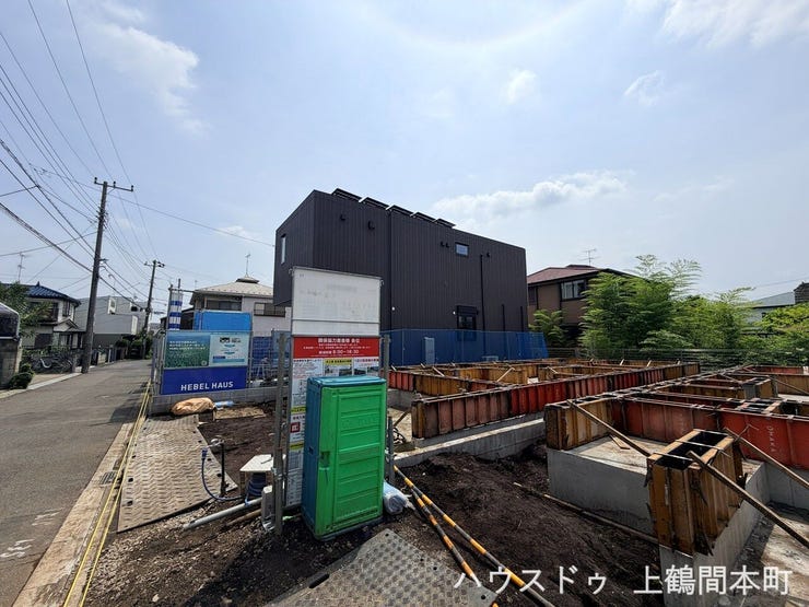 周辺環境充実!カースペース2台分確保したゆとりの新築戸建