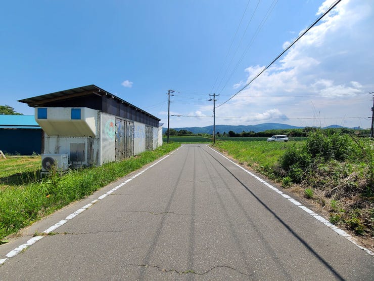 現地(2026年6月)撮影
◎建築条件無し◎
詳細は、ハウスドゥ 八戸下長までお気軽にお問い合わせくださいませ♪