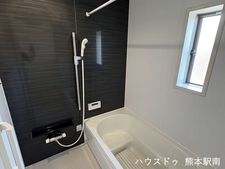 ■浴室■
・落ち着いた雰囲気でリラックスできる空間