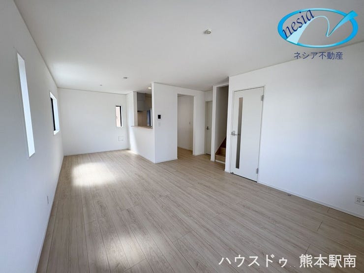 ■リビング18.2帖■
・家族でゆったりとくつろげる広々とした空間