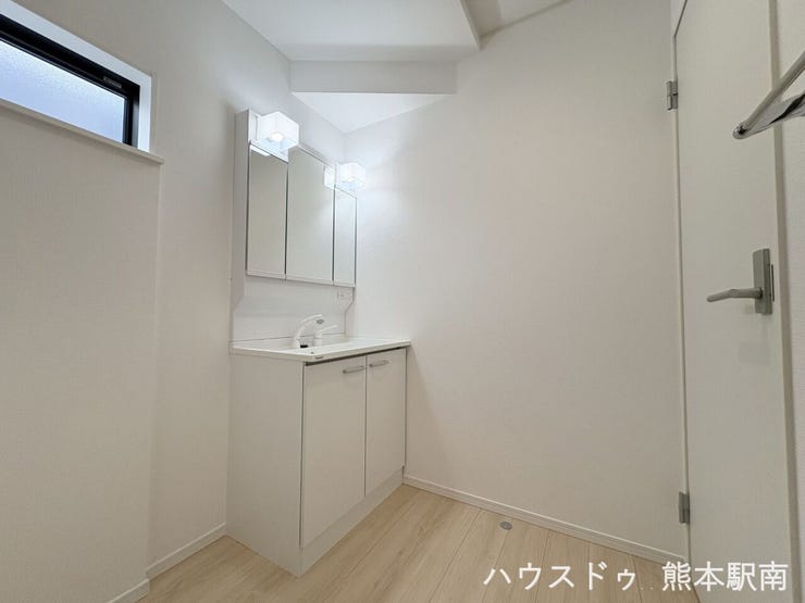 ■洗面所■
・白を基調とした明るい空間