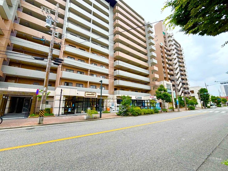 市街地に近く、生活利便施設が徒歩圏内にあり充実!
