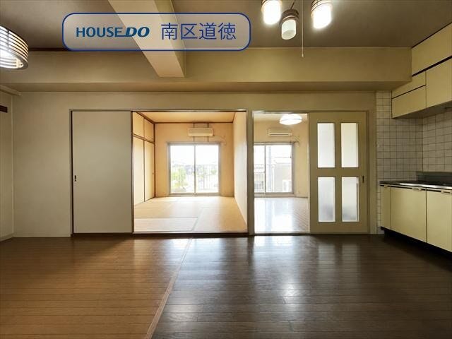 2部屋とつながりがあるので、コミュニケーションが取りやすいですね。
※実際の写真から家具消しの加工行っております。