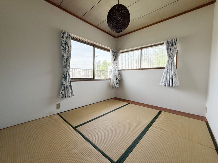 室内(2026年6月)撮影
◎本日案内可能◎
2面採光ですので風通しが良く快適にお過ごしいただけます♪