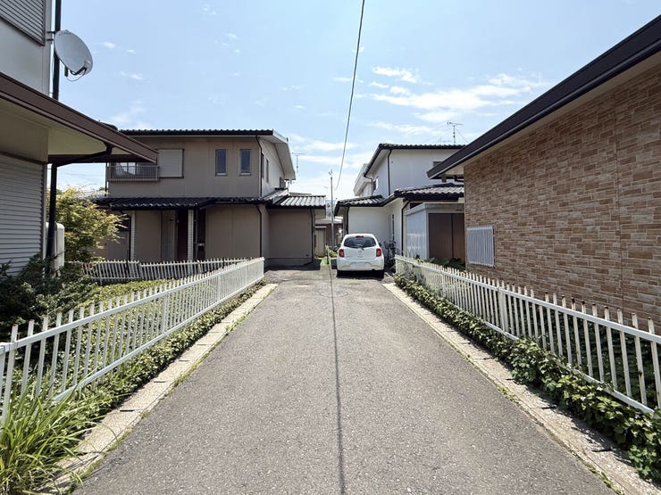 現地(2026年6月)撮影
◎本日案内可能◎
詳細は、ハウスドゥ 八戸田向までお気軽にお問い合わせくださいませ♪