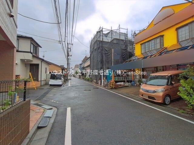 現在建築中。2026年8月上旬完成予定。完成現場で参考見学可能です。