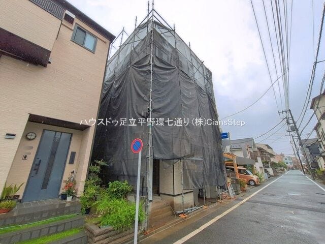 現在建築中。2026年8月上旬完成予定。完成現場で参考見学可能です。