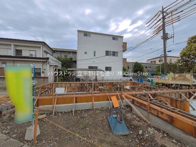 現在建築中。2026年9月上旬完成予定。完成現場で参考見学可能です。