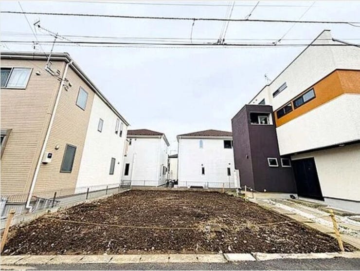 【外観】
随時ご案内可能です♪
当物件はもちろんですが、他に気になる物件のご案内、資金計画等お気軽にお問い合わせください!!