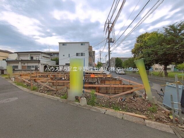 現在建築中。2026年9月上旬完成予定。完成現場で参考見学可能です。