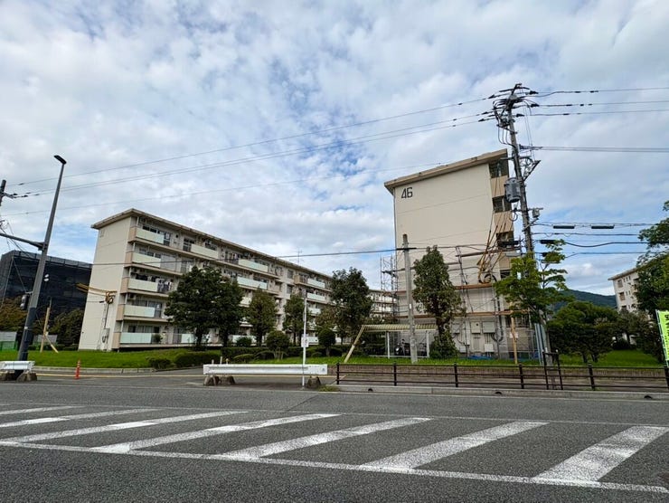 【外観】
■所在地:大野城市下大利団地 18棟
■建物構造:RC
■駐車台数:空有
■現況:空
■引渡日:即時