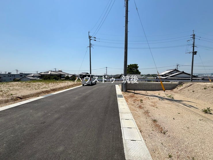 分譲地内道路は幅員約6.0m。車の出入りや駐車時にもゆとりを感じられます。