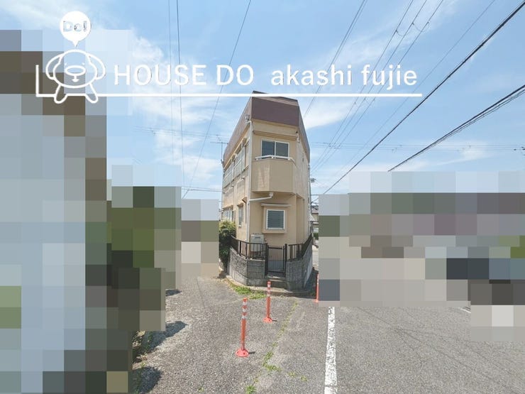 道路に囲まれた開放的な立地
車庫付き(車種制限あり)