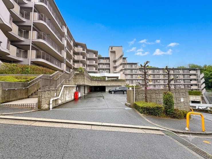 公園の多い地域です。お気に入りの家から足を少し伸ばして、お散歩などでゆったり過ごす時間も有意義です。